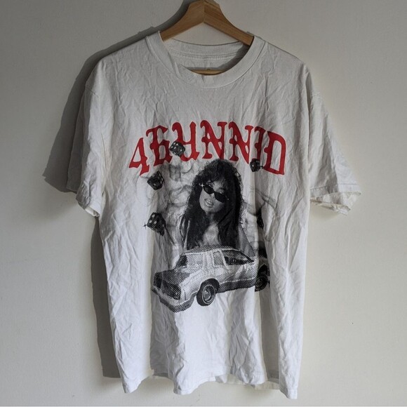 4 Hunnid Lucky Lady White Graphic Tee Tshirt Men's Size Large - Picture 1 of 3